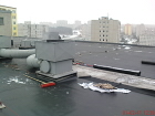 PRAKTA PRAHA - Daškova II, plochá střecha na paneláku, jednovrstvá střešní folie.